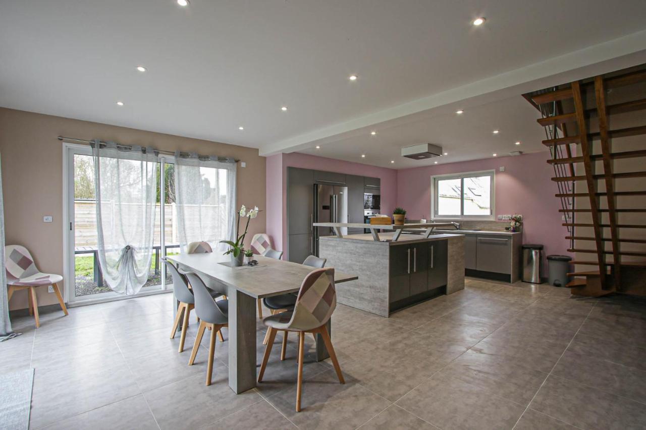 Kokana Modern Holiday Home Englesqueville-la-Percée Buitenkant foto